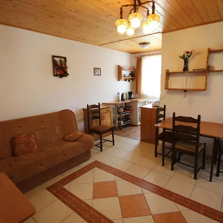 Apartman Lesna *